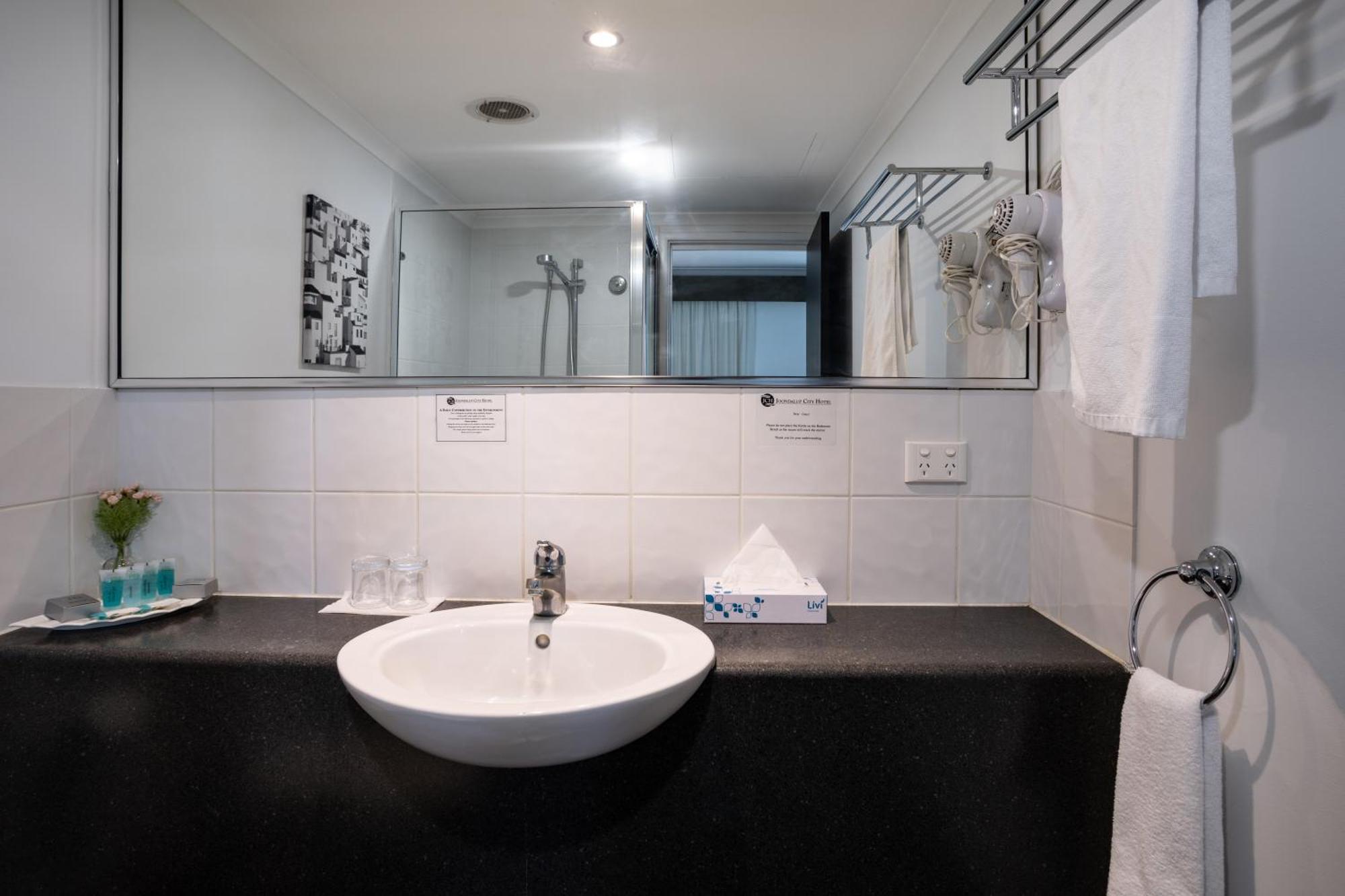 Joondalup City Hotel Perth Szoba fotó